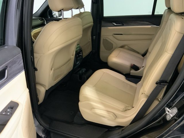 Used 2023 Jeep Grand Cherokee L Limited w/ Luxury Tech Group II image 23