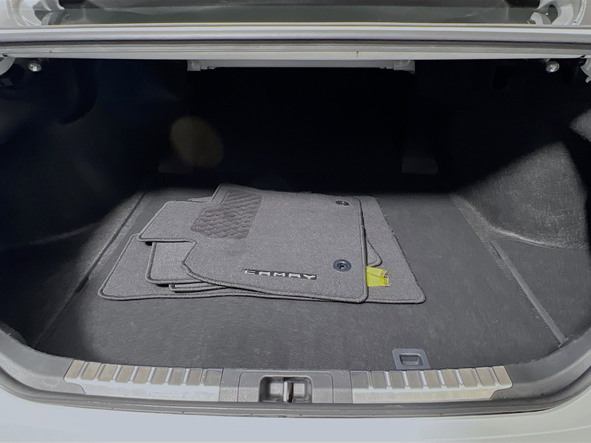 Used 2025 Toyota Camry XSE image 34