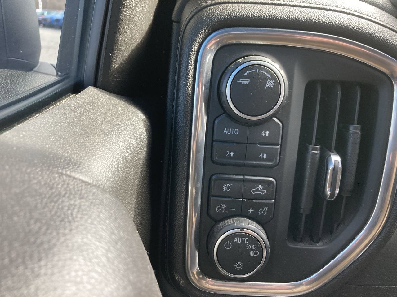 Used 2019 Chevrolet Silverado 1500 RST w/ All-Star Edition AWD/4WD image 14
