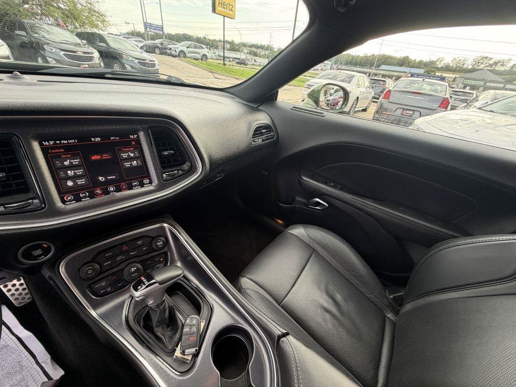 Used 2018 Dodge Challenger GT w/ Driver Convenience Group AWD/4WD image 18