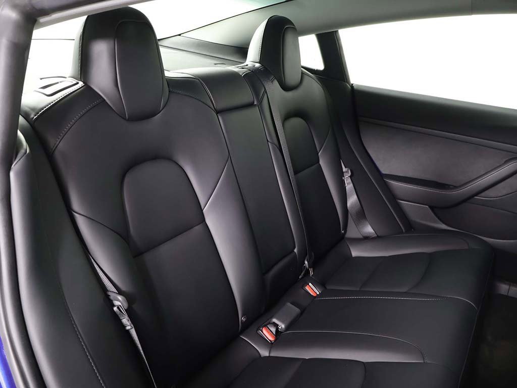 Used 2023 Tesla Model 3 Performance image 34