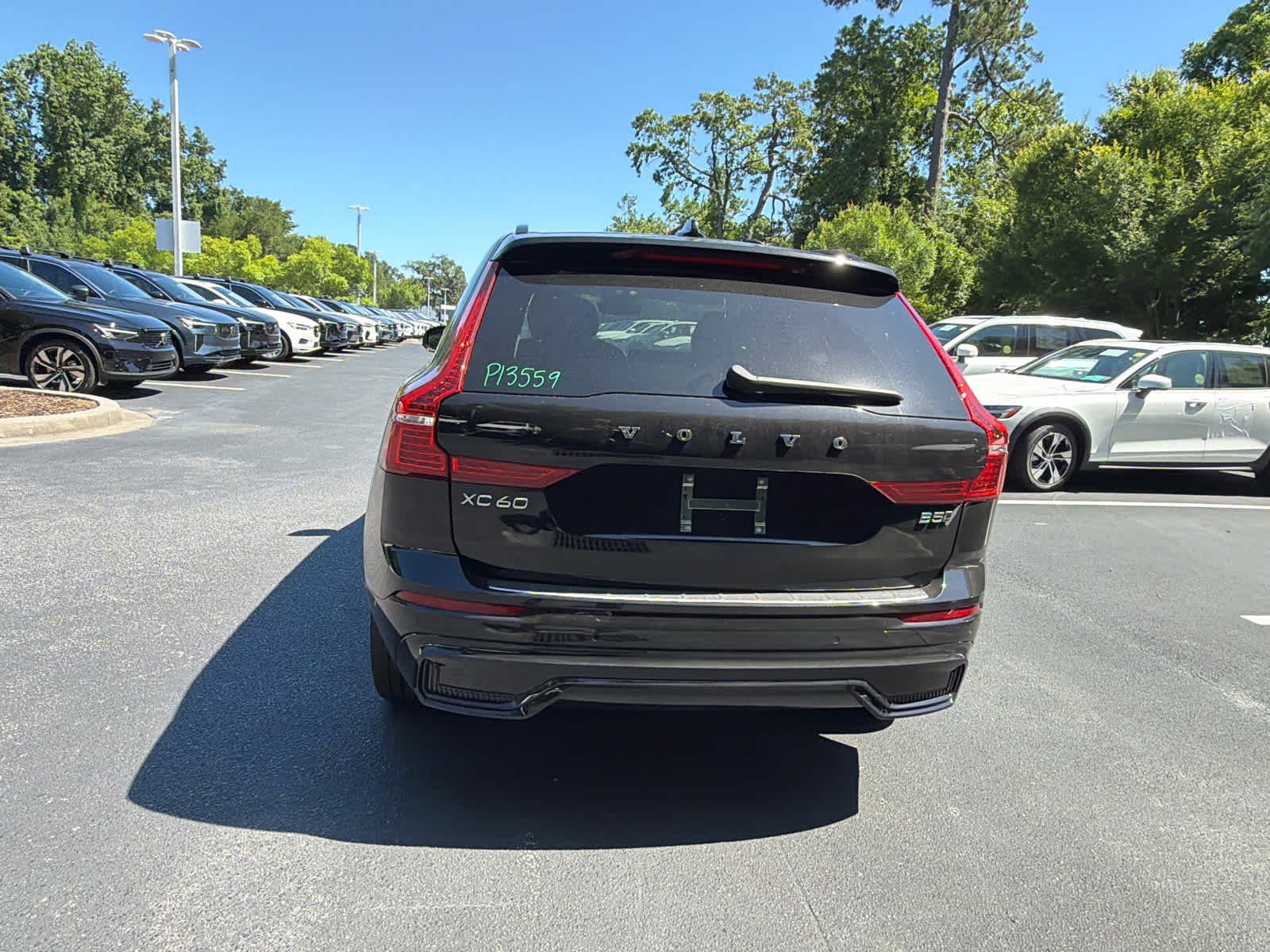 Used 2024 Volvo XC60 B5 Plus w/ Protection Package Premier AWD/4WD image 13