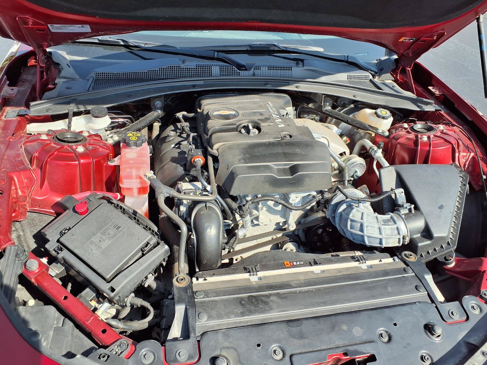 Used 2023 Chevrolet Camaro LT RWD image 30