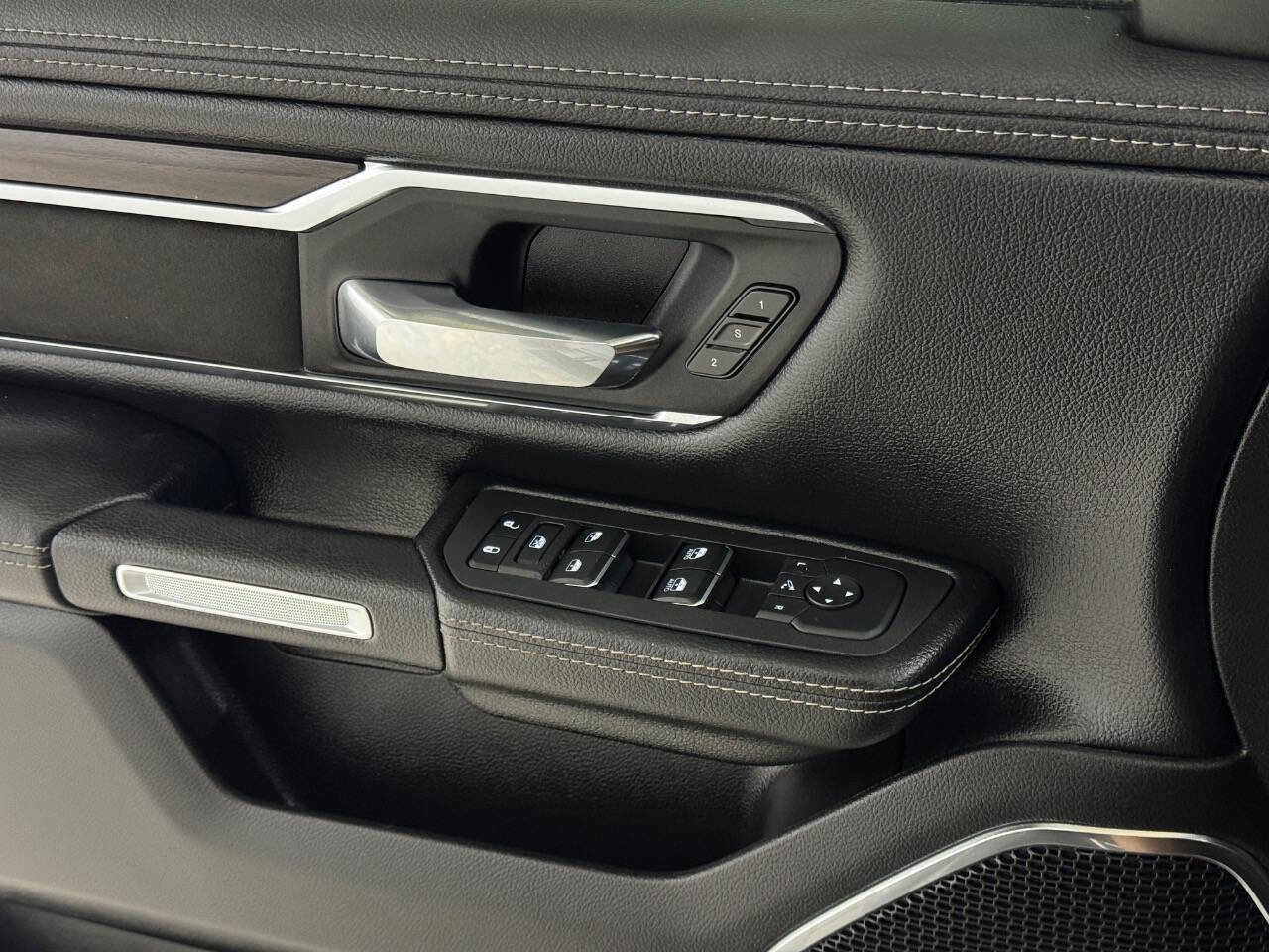 Used 2025 RAM 1500 Laramie w/ Laramie Southwest Edition image 72