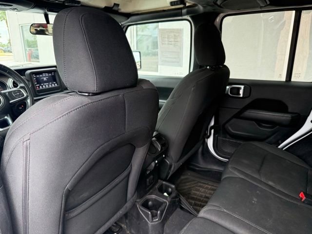 Used 2021 Jeep Wrangler Unlimited Sahara AWD/4WD image 13