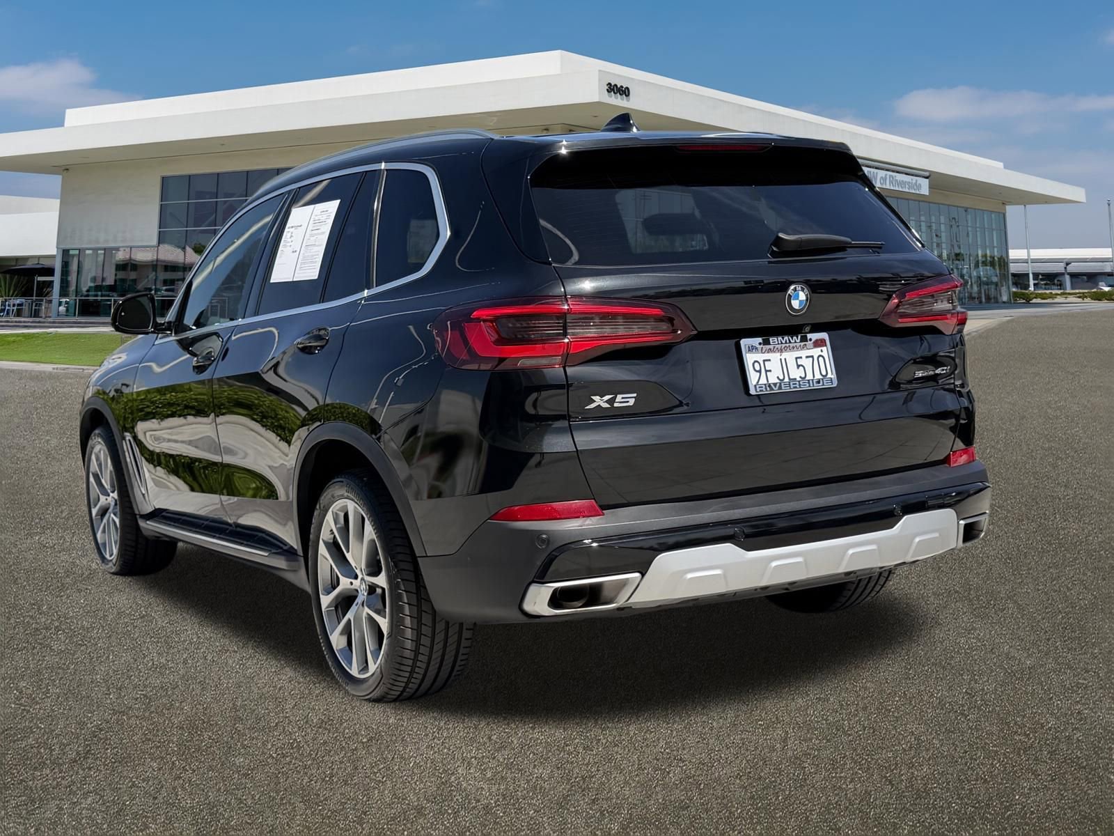 Certified 2023 BMW X5 sDrive40i w/ Premium Package RWD image 8