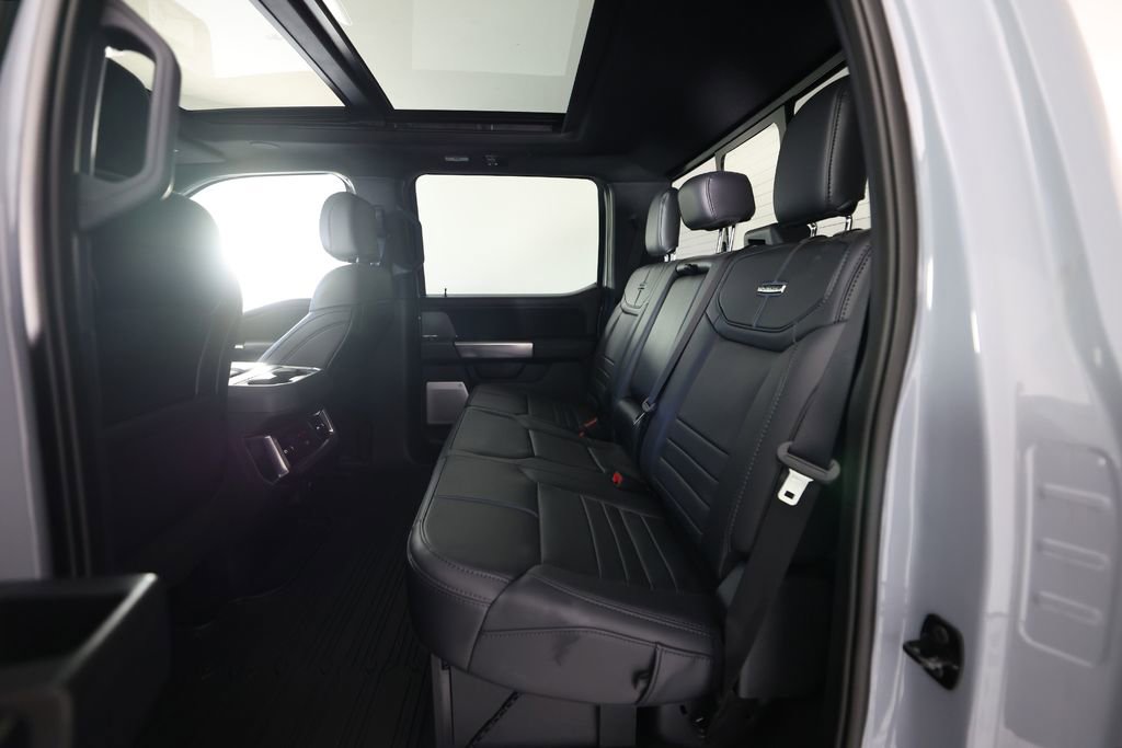Used 2025 Ford F450 Platinum w/ FX4 Off-Road Package image 13