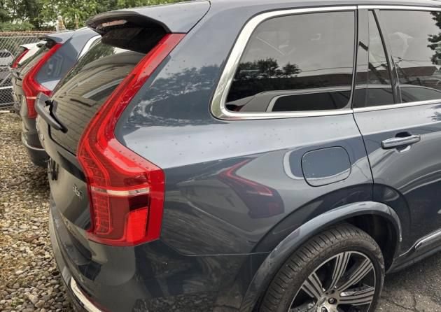 Used 2025 Volvo XC90 B6 Plus AWD/4WD image 4