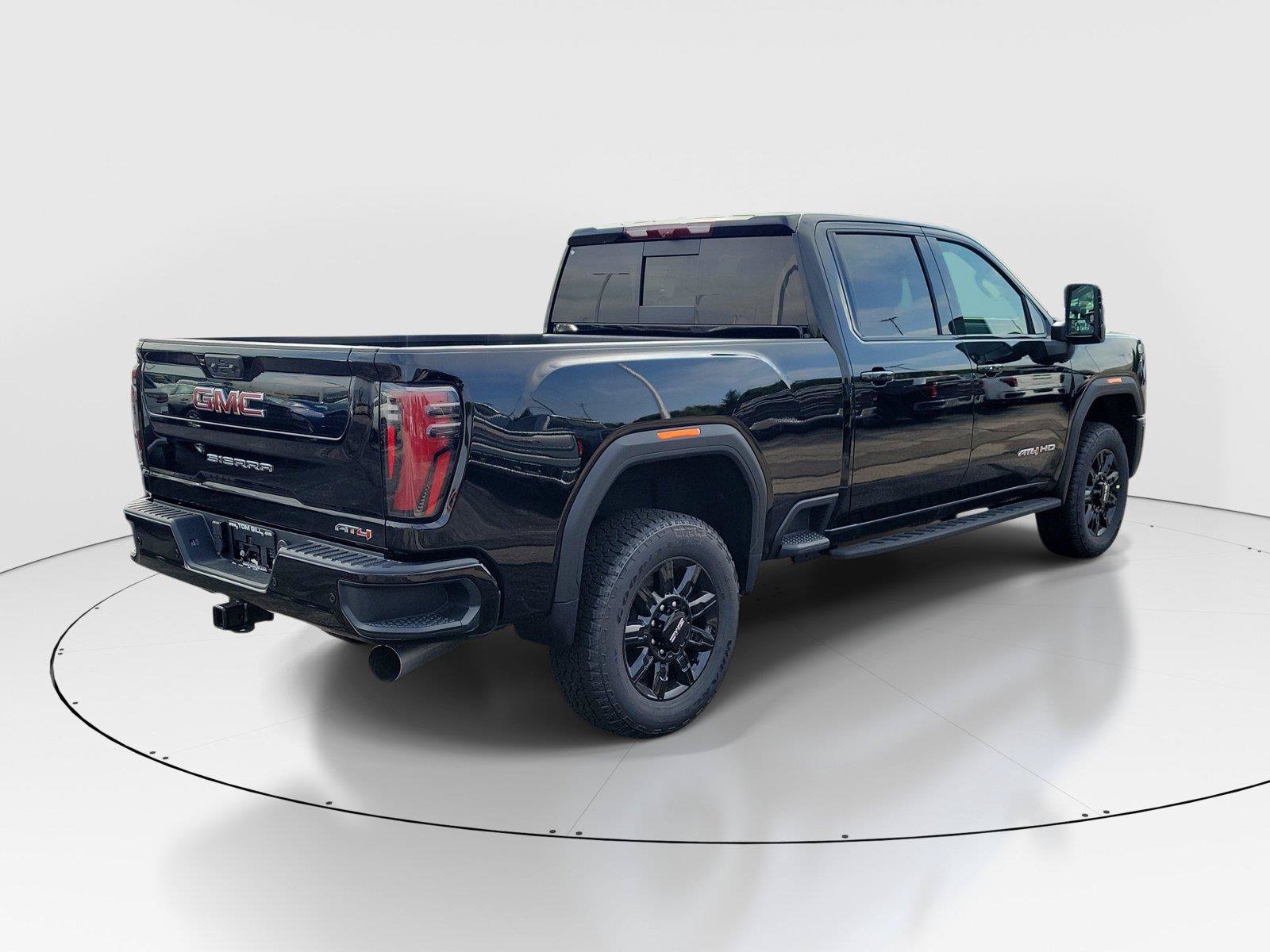 New 2026 GMC Sierra 2500 AT4 w/ AT4 Premium Plus Package AWD/4WD image 4