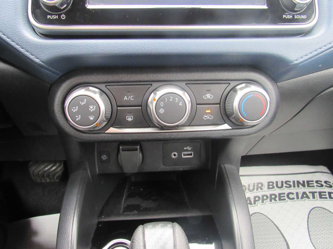 Used 2025 Nissan Versa SV image 14