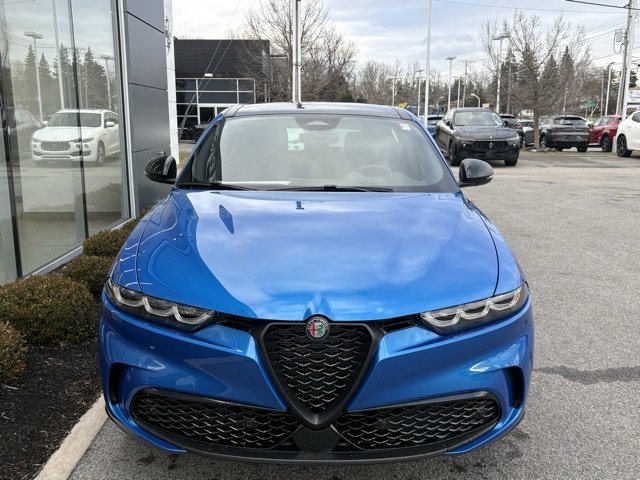 New 2025 Alfa Romeo Tonale w/ Premium Package image 4