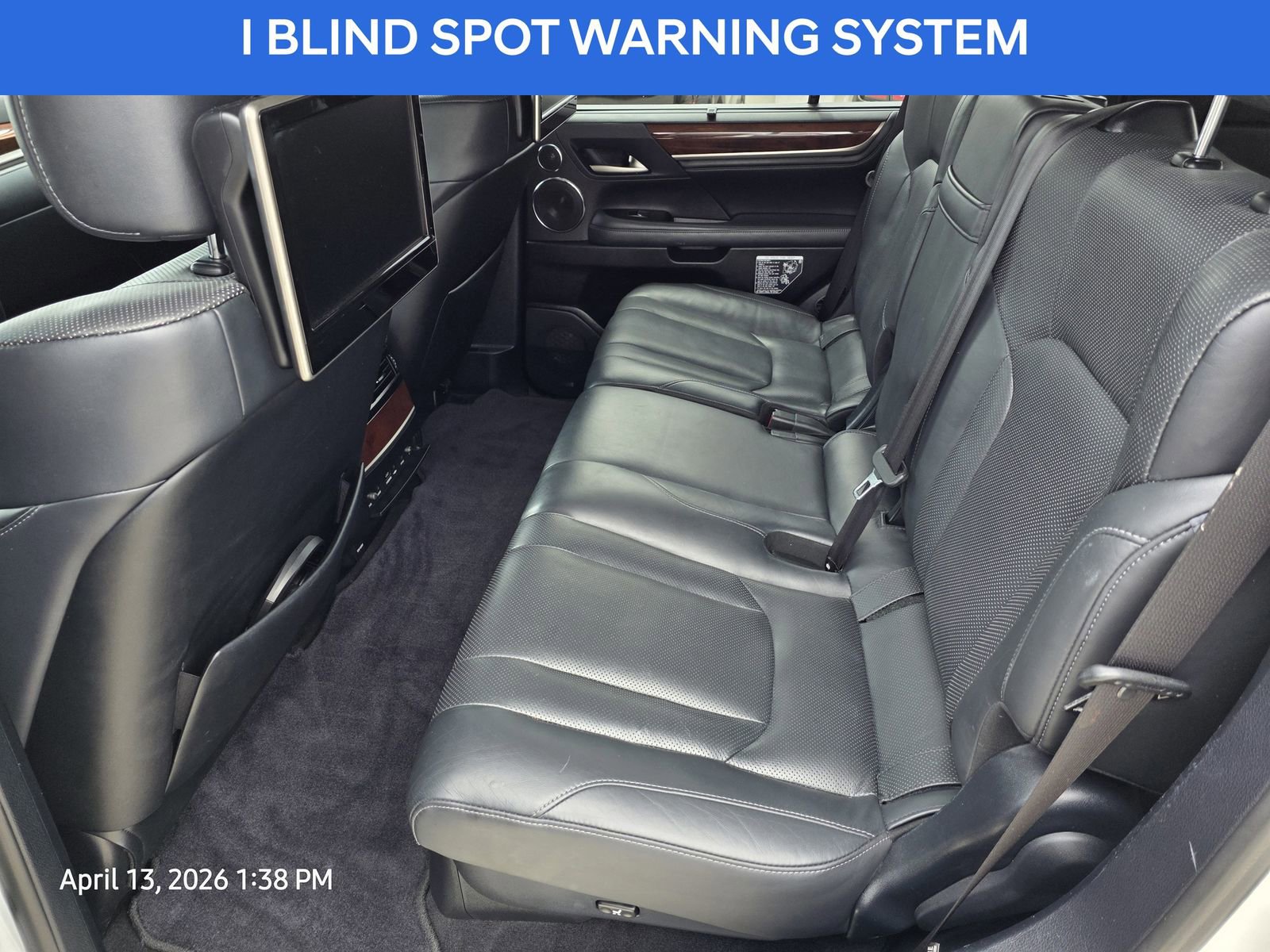 Used 2019 Lexus LX 570 4WD w/ Luxury Package image 17