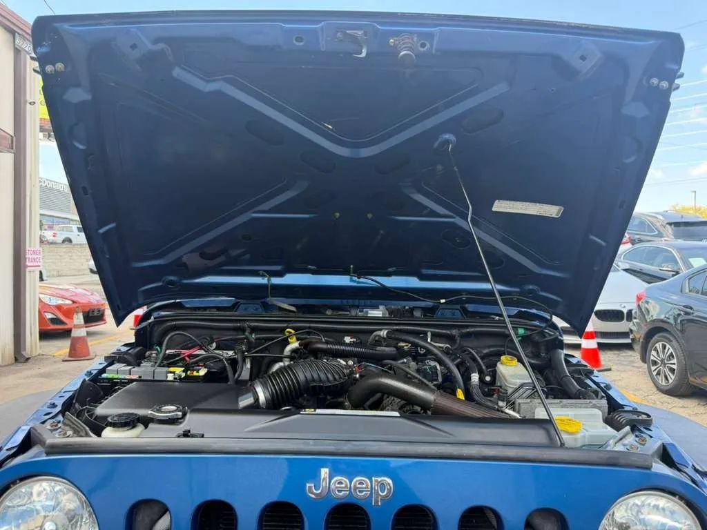 Used 2010 Jeep Wrangler Sport AWD/4WD image 31
