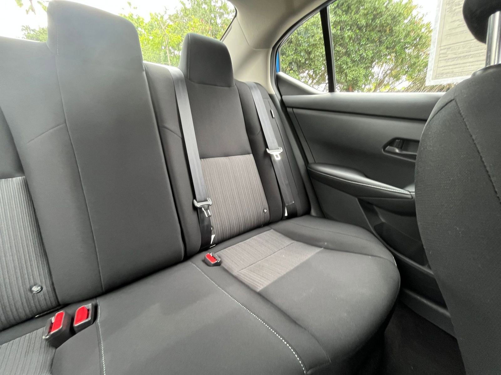 Used 2025 Nissan Sentra SV FWD image 35