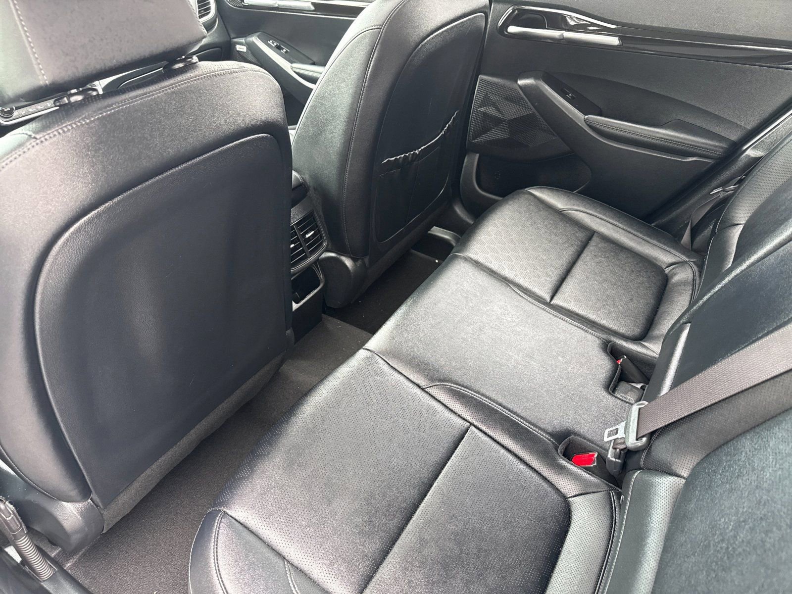 Used 2022 Kia Seltos SX w/ Sunroof Package image 11