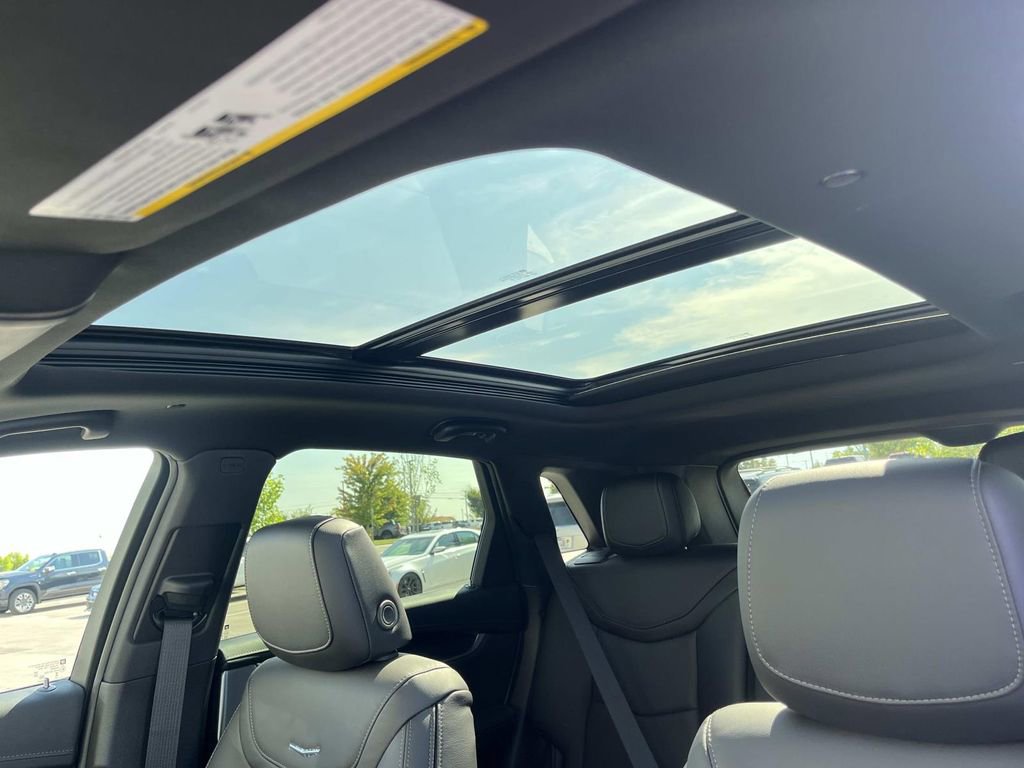New 2025 Cadillac XT5 Premium Luxury image 27