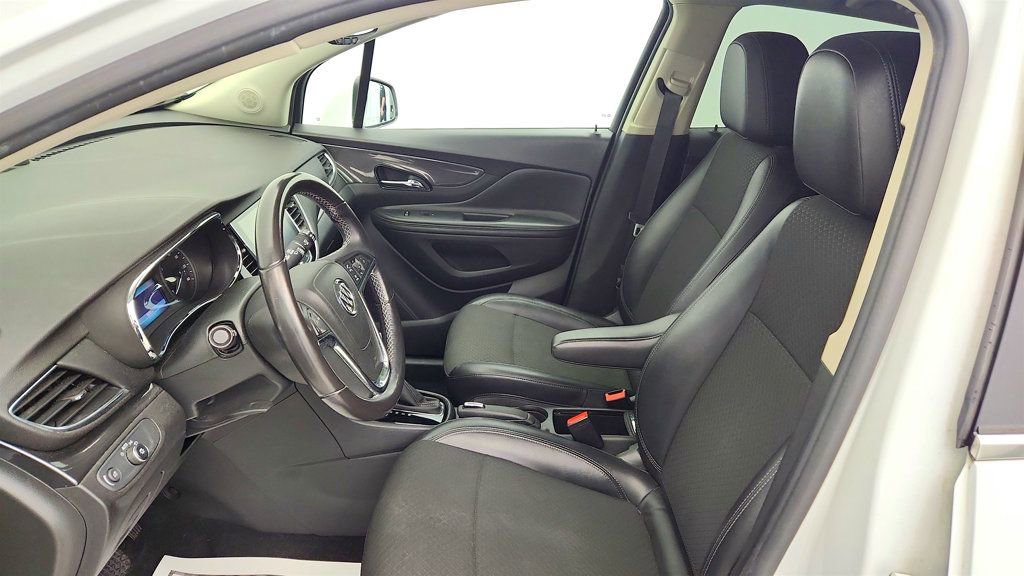 Used 2019 Buick Encore Preferred AWD/4WD image 19