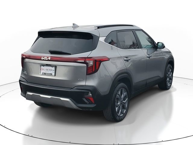 Certified 2024 Kia Seltos S image 4