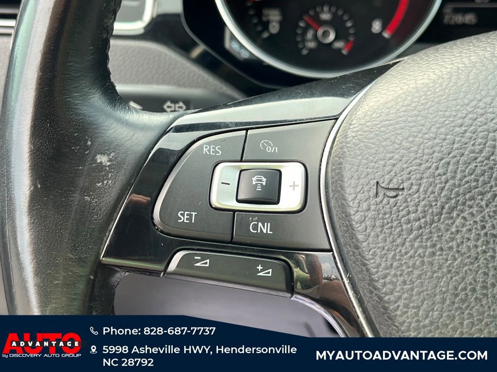 Used 2017 Volkswagen Jetta SEL image 15