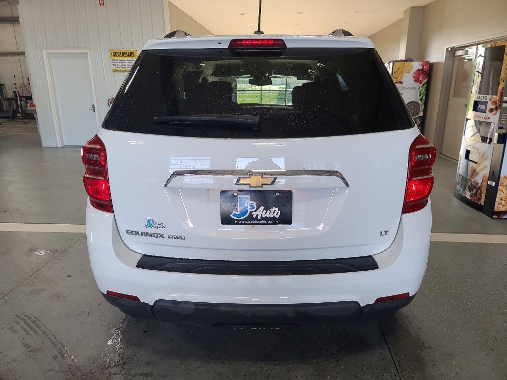 Used 2017 Chevrolet Equinox LT w/ Convenience Package AWD/4WD image 6