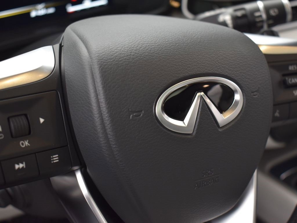 New 2026 INFINITI QX60 Luxe image 13