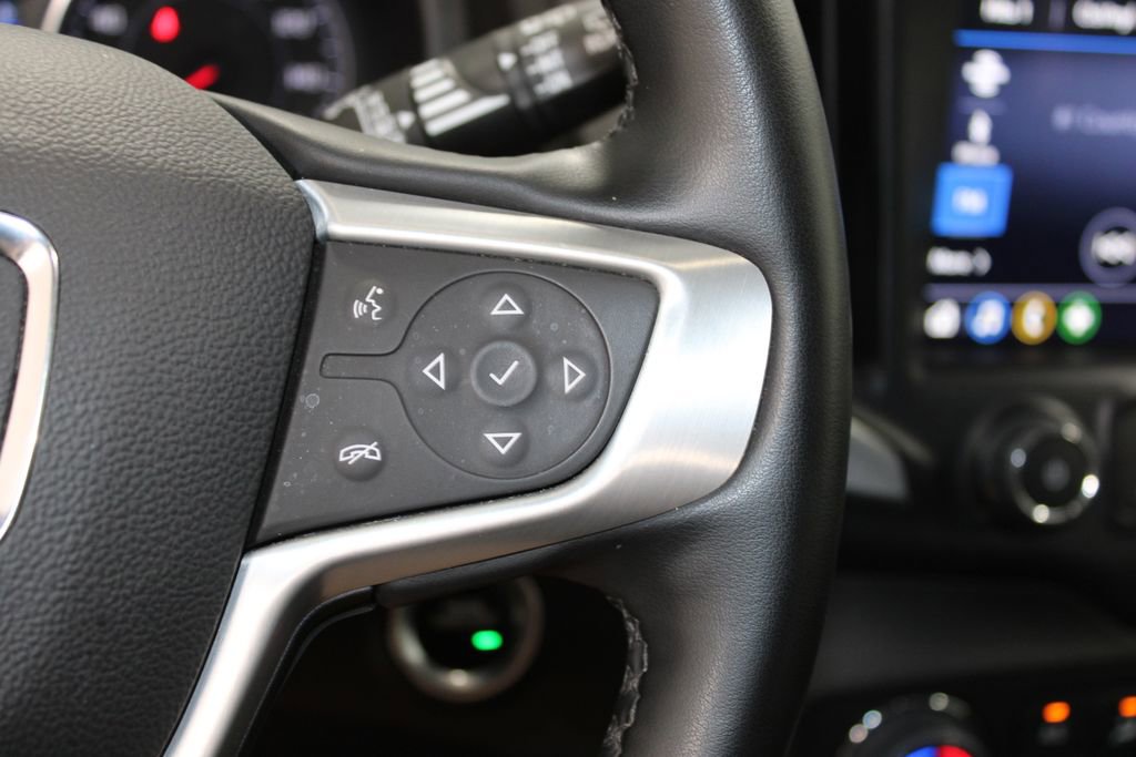 Used 2024 GMC Terrain SLT image 38