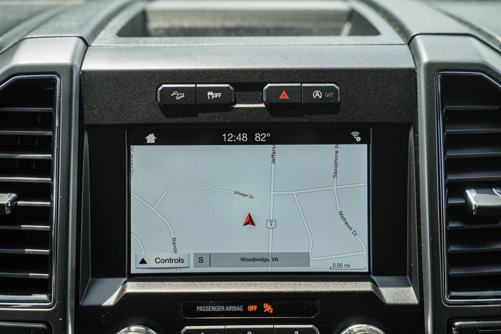 Used 2018 Ford F150 XLT w/ Equipment Group 302A Luxury AWD/4WD image 31