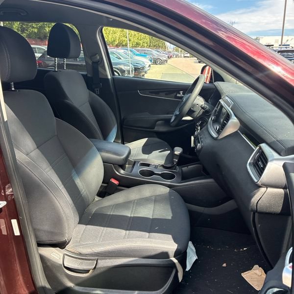 Used 2019 Kia Sorento FWD V6 image 22