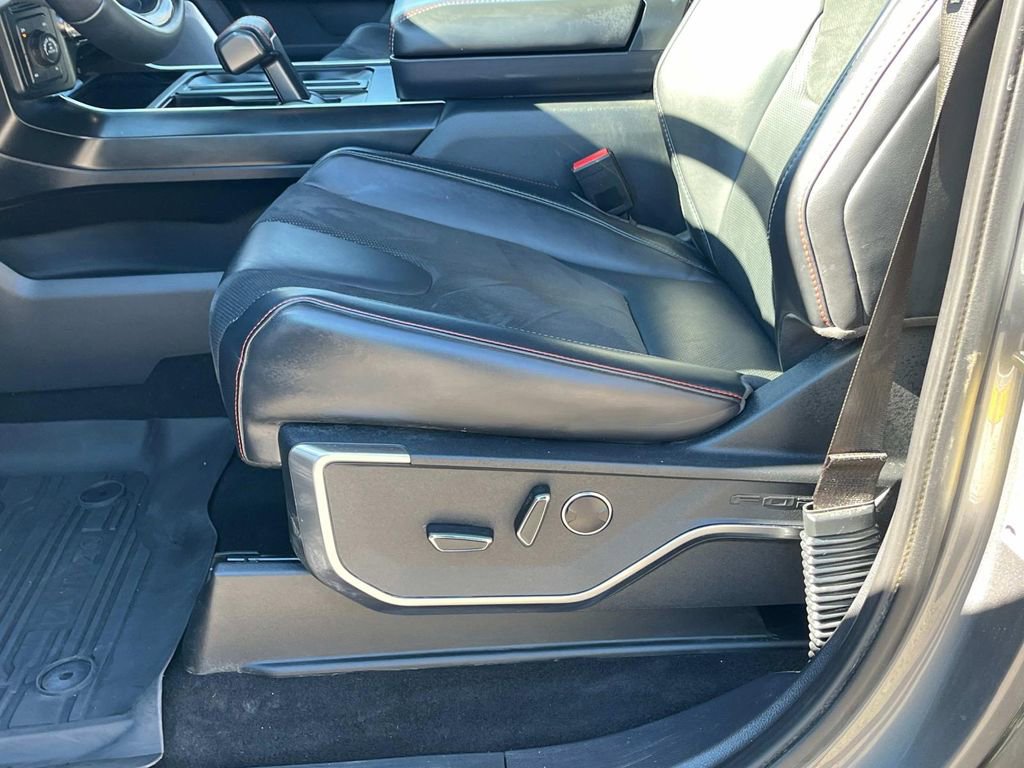 Used 2025 Ford F150 Raptor image 32