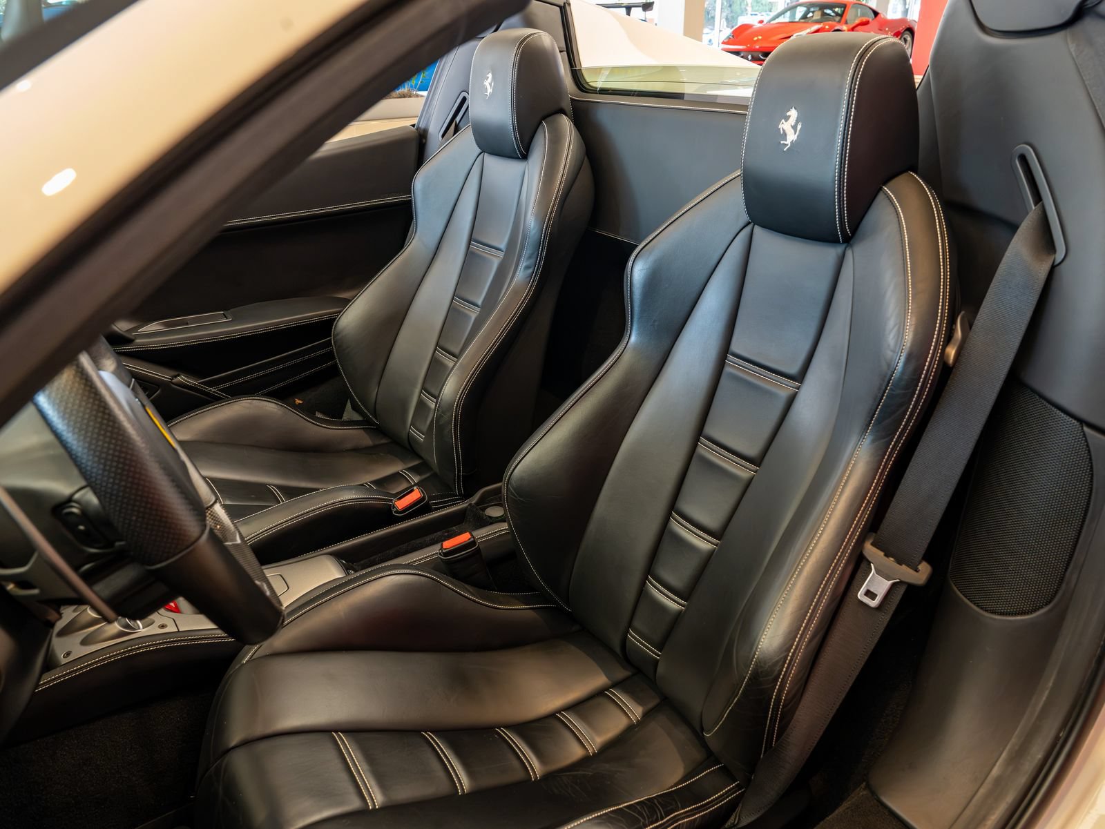 Certified 2015 Ferrari 458 Spider RWD image 11