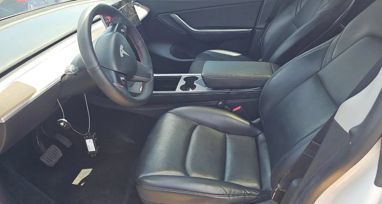 Used 2021 Tesla Model Y Long Range AWD/4WD image 5