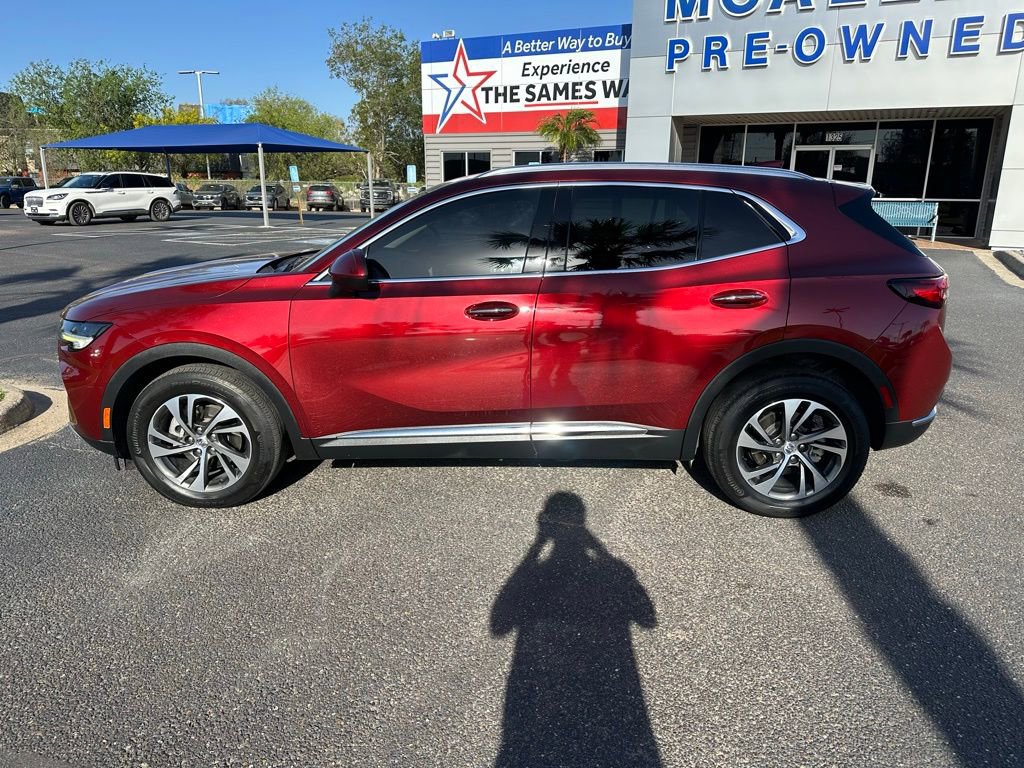 Used 2022 Buick Envision Essence w/ Technology Package I FWD image 3