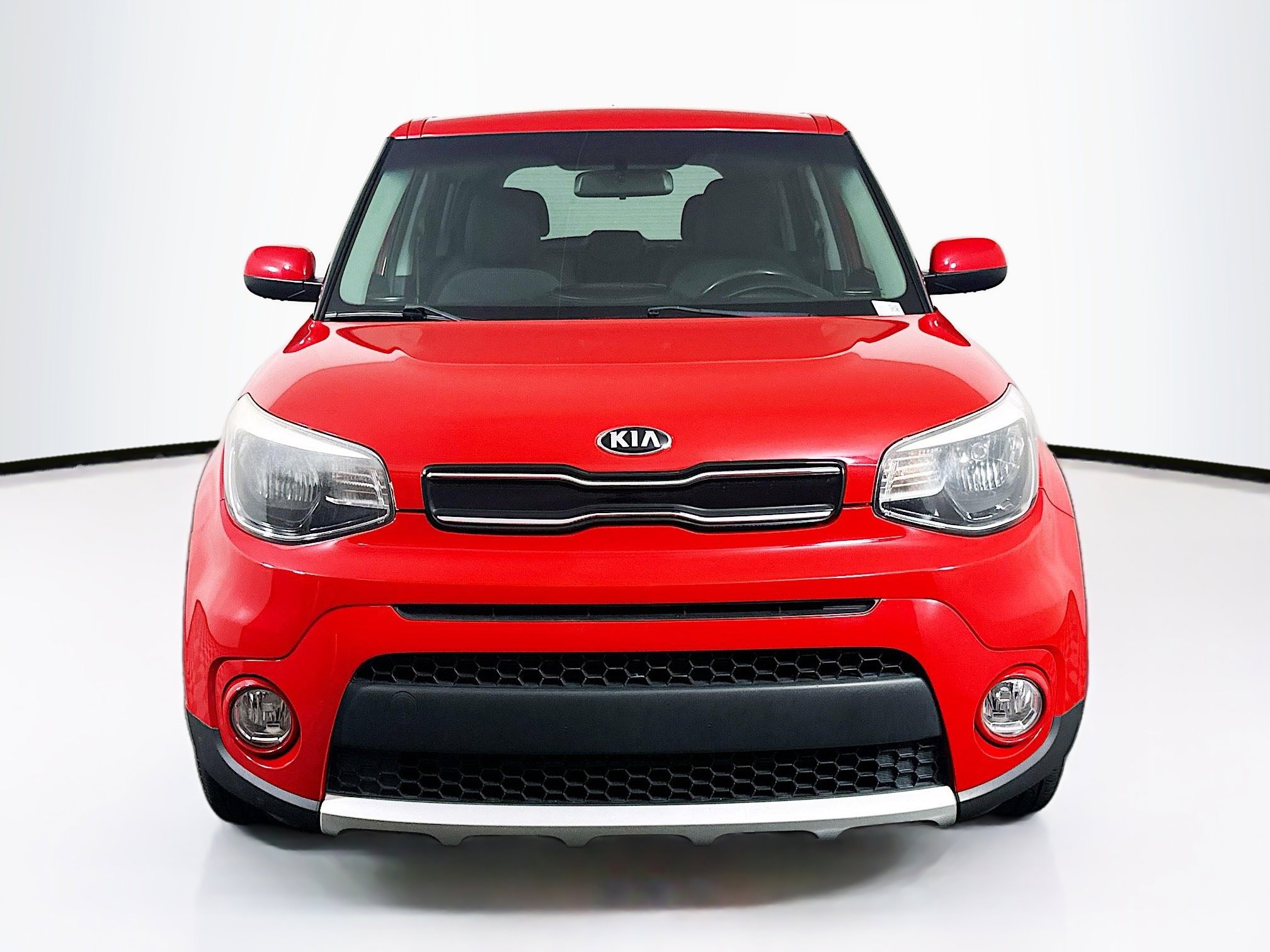 Used 2018 Kia Soul + FWD image 2