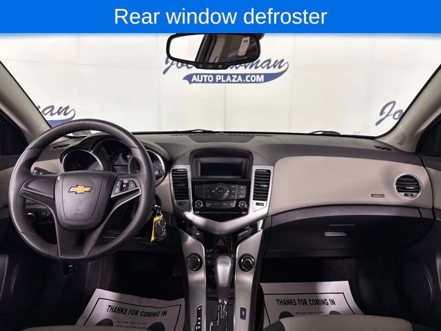 Used 2016 Chevrolet Cruze LS image 9