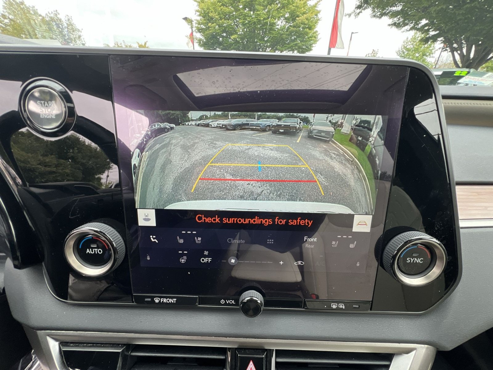 Used 2024 Lexus RX 350 Premium w/ Cold Area Package AWD/4WD image 19