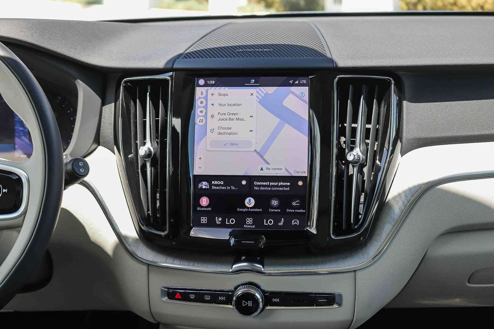 Used 2023 Volvo XC60 B5 Plus w/ Climate Package FWD image 15