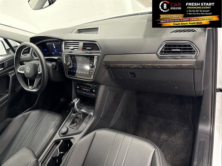 Used 2022 Volkswagen Tiguan SE image 71