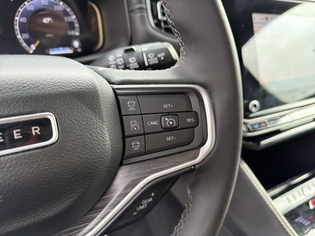 Used 2023 Jeep Wagoneer Series II AWD/4WD image 20