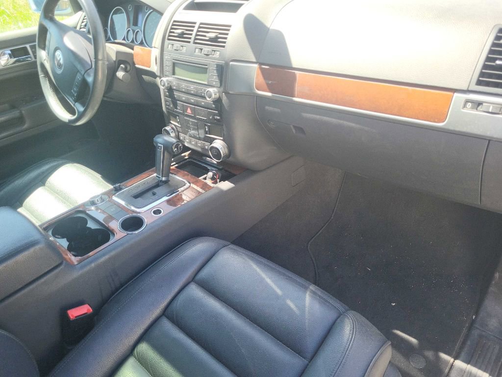 Used 2007 Volkswagen Touareg V6 AWD/4WD image 18
