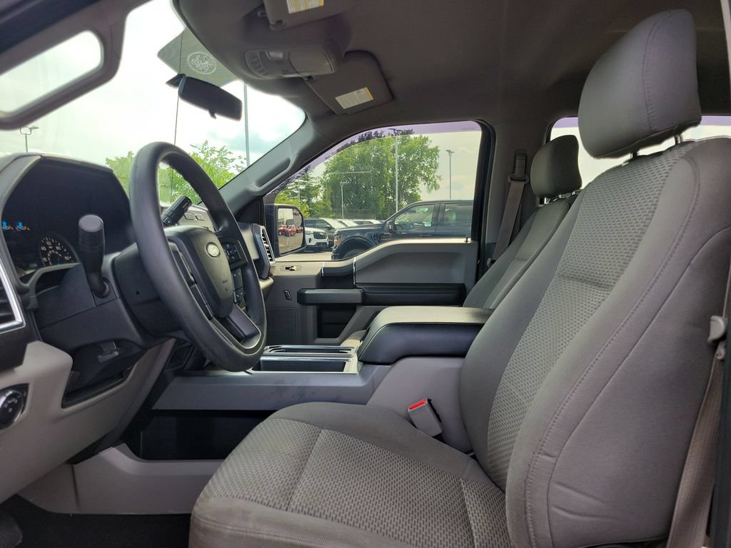 Used 2016 Ford F150 XLT w/ Trailer Tow Package RWD image 18