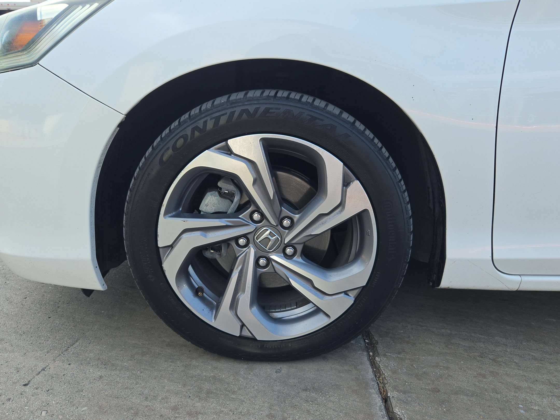 Used 2015 Honda Accord EX-L image 30