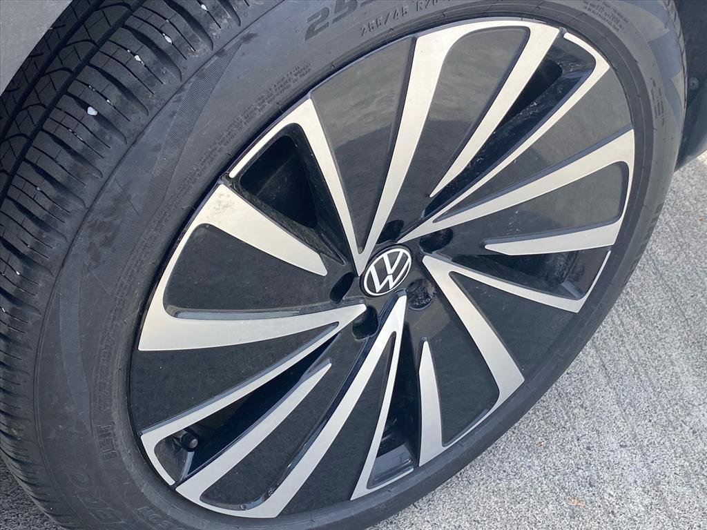 Certified 2025 Volkswagen ID.4 Pro image 17