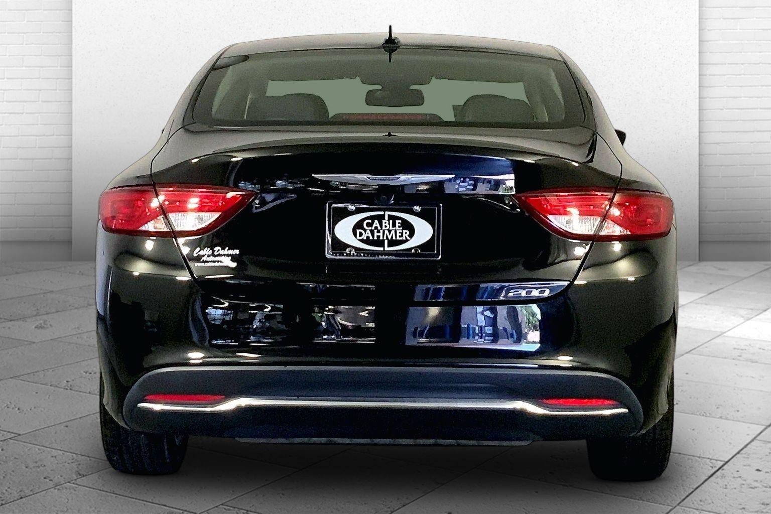 Used 2017 Chrysler 200 Limited Platinum w/ Mopar Interior Package FWD image 3