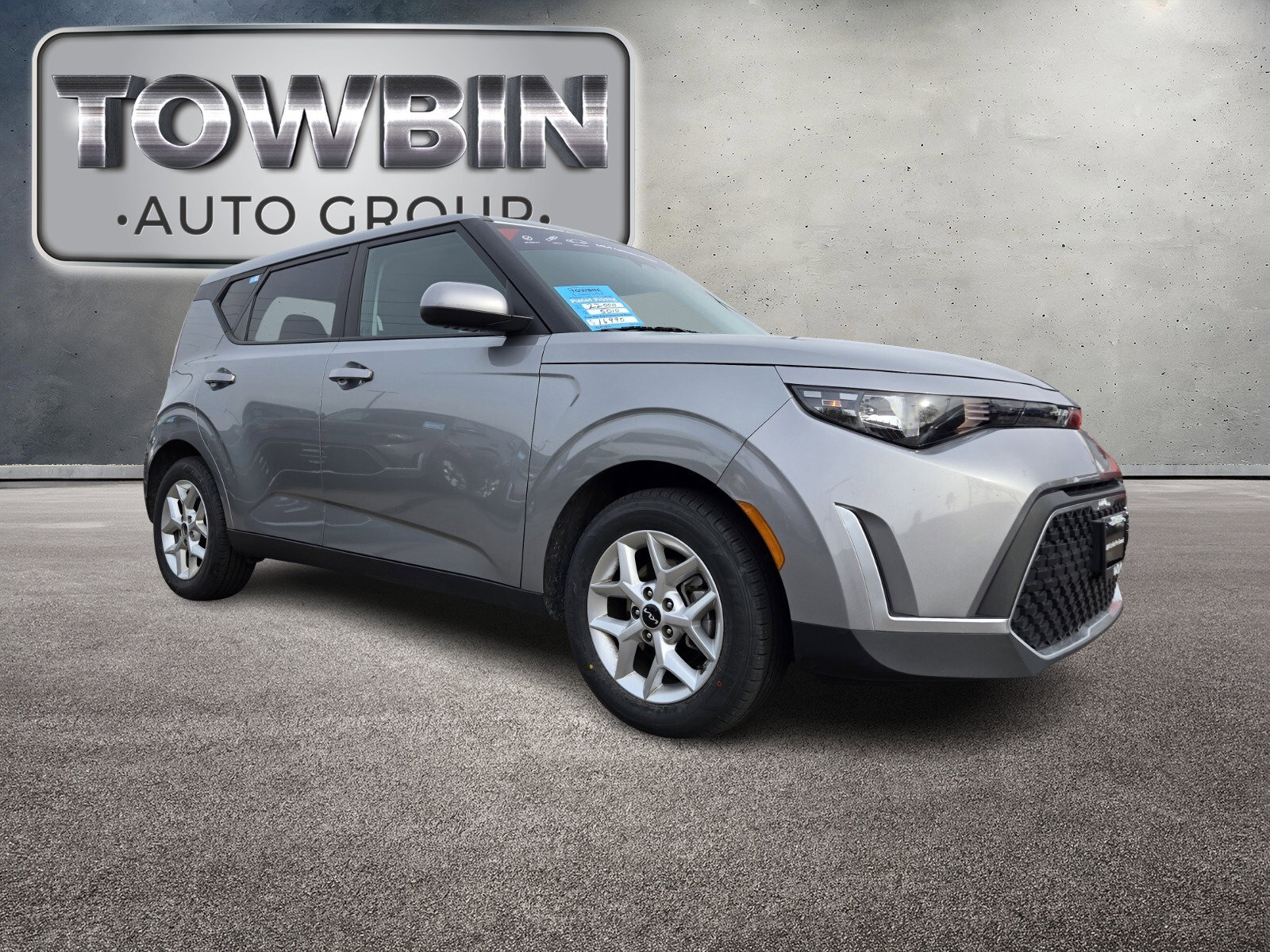 Used 2024 Kia Soul LX w/ Option Group 015 image 2