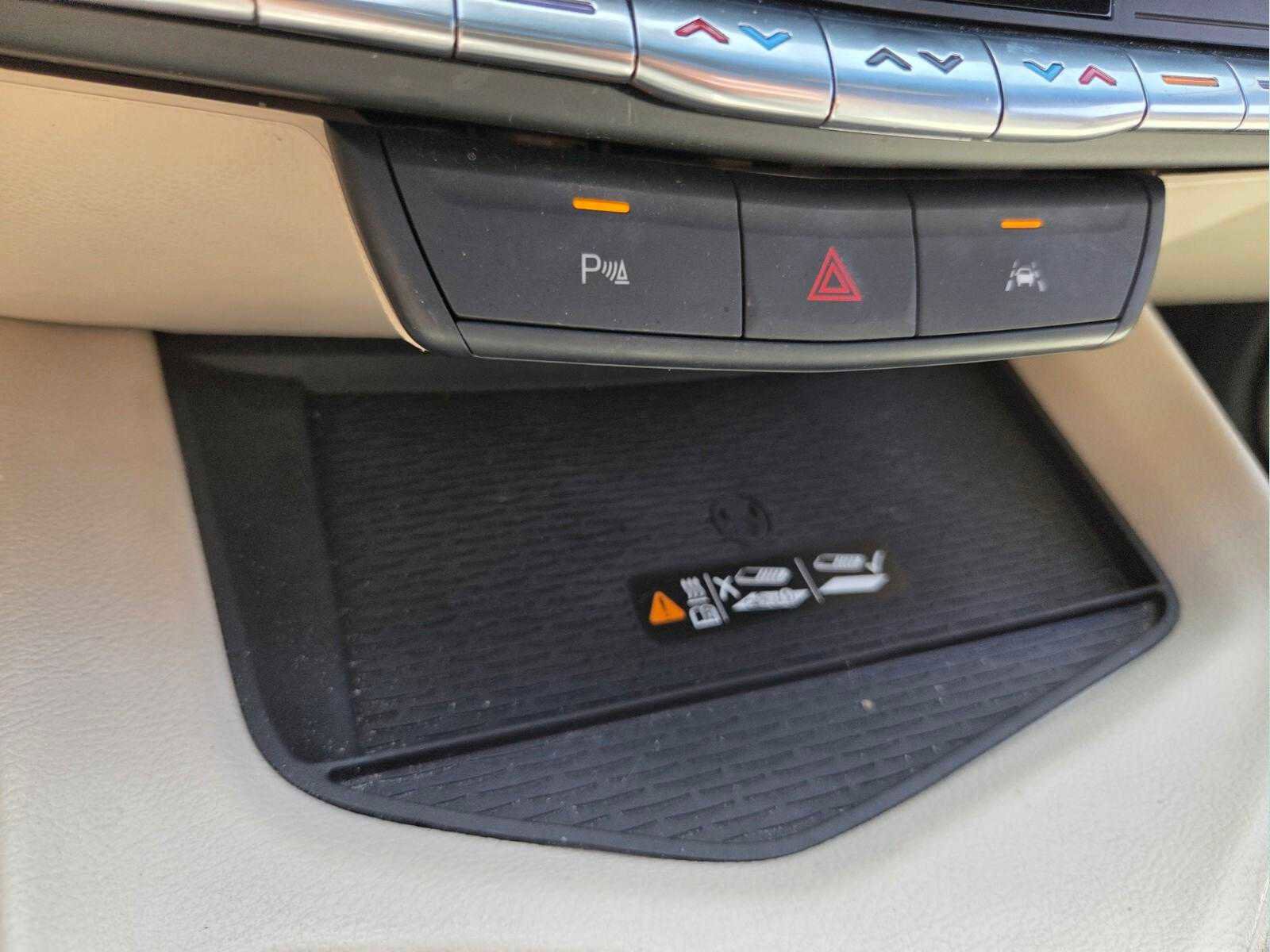 Used 2023 Cadillac CT4 Luxury w/ Sun And Sound Package RWD image 24