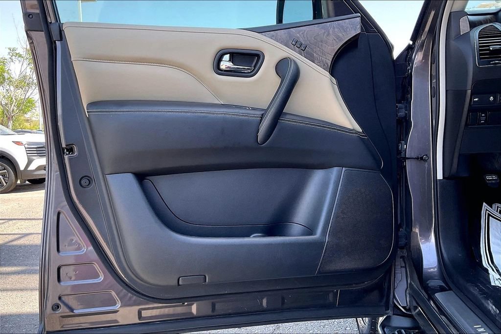 Used 2022 INFINITI QX80 Premium Select w/ Cargo Package AWD/4WD image 23