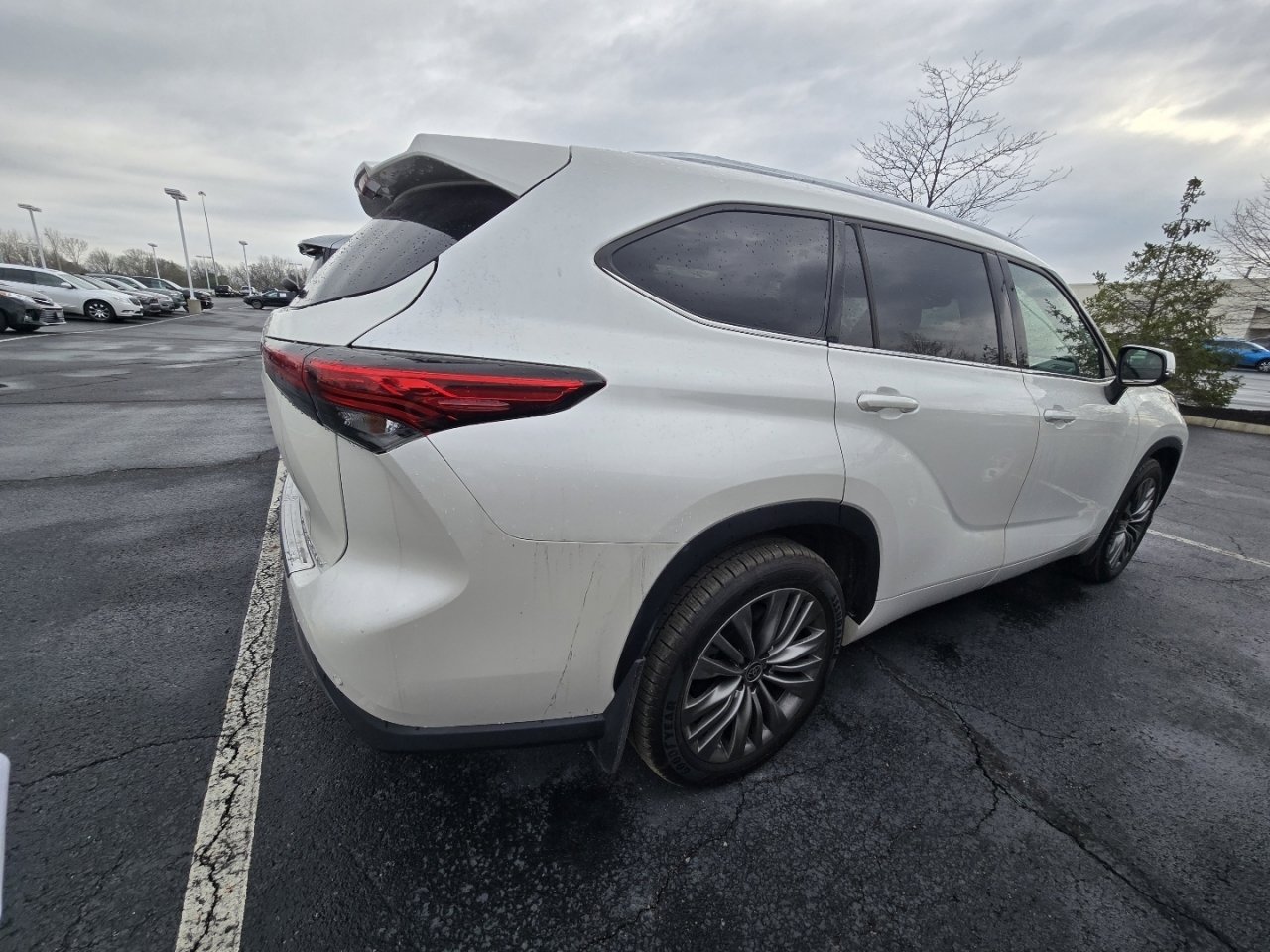 Used 2021 Toyota Highlander Platinum image 8