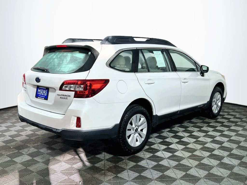 Used 2017 Subaru Outback 2.5i AWD/4WD image 7
