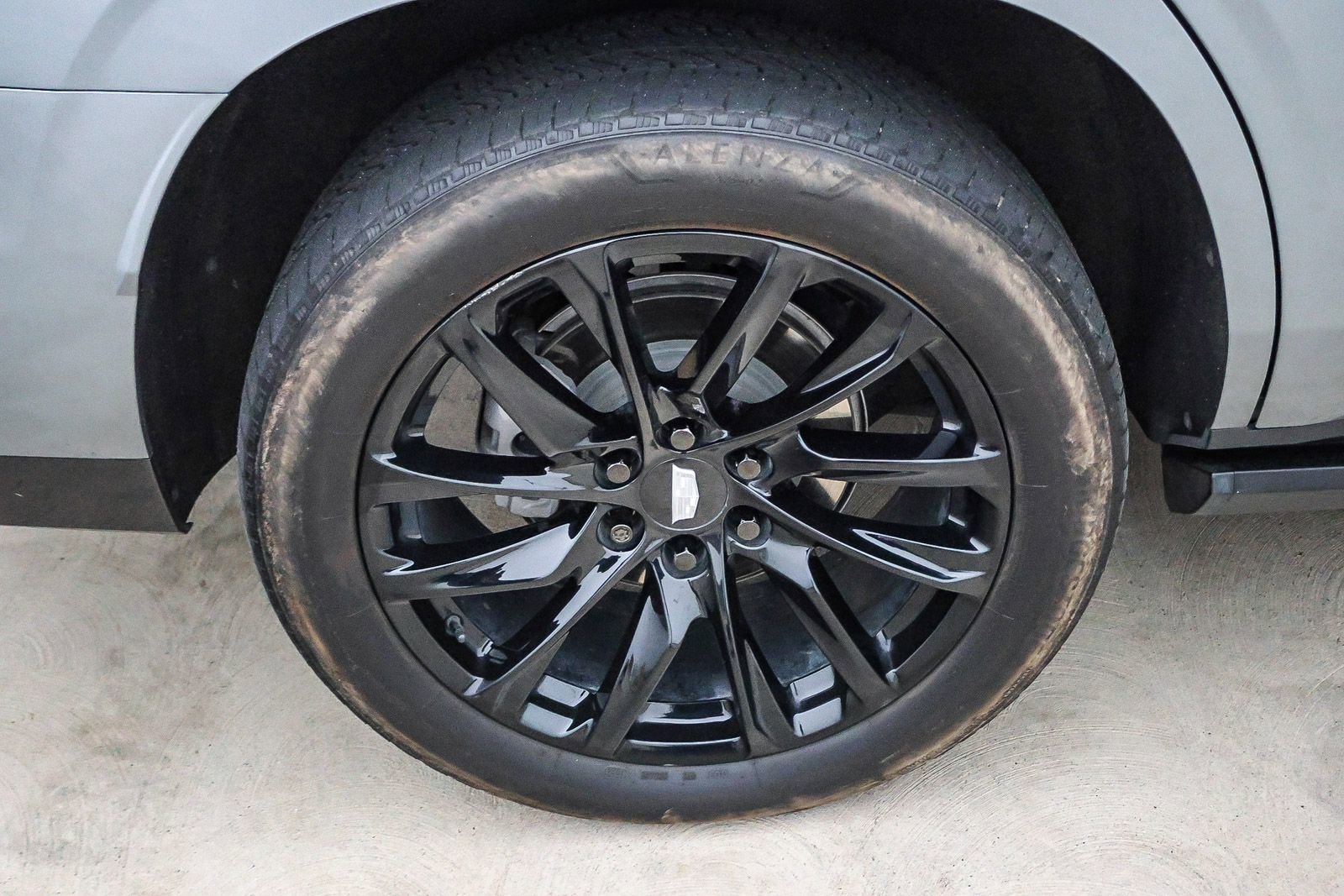 Used 2023 Cadillac Escalade Sport Platinum w/ LPO, ONYX Package image 13