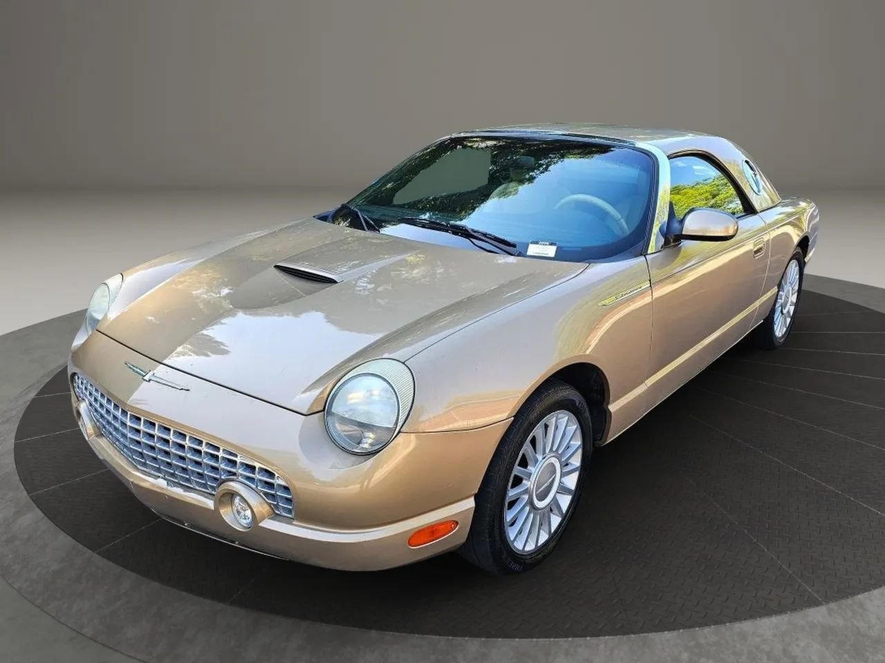 Used 2005 Ford Thunderbird Deluxe